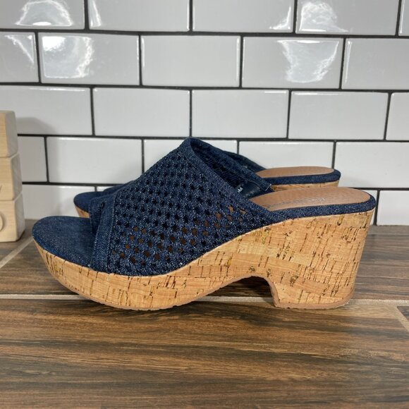 BareTraps Bethie Womens Size 7.5 Shoes Blue Denim Toe Loop Platform Wedge Sandal - Picture 1 of 12